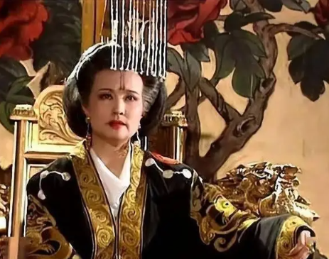 权力漩涡中的母子情殇：武则天为何对李贤心生厌恶