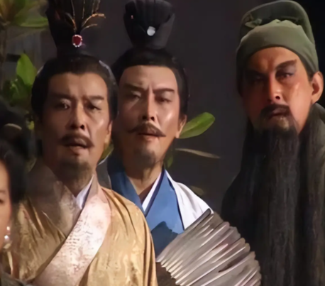 隆中对弈时：诸葛亮初识刘备真容的智慧觉醒