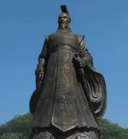 王莽代汉建新：理想主义改革为何折戟沉沙？