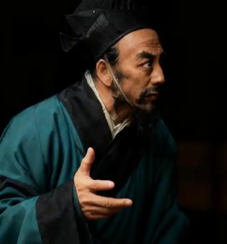 盐铁为笔绘国帑：桑弘羊的理财之道与大汉财赋新生