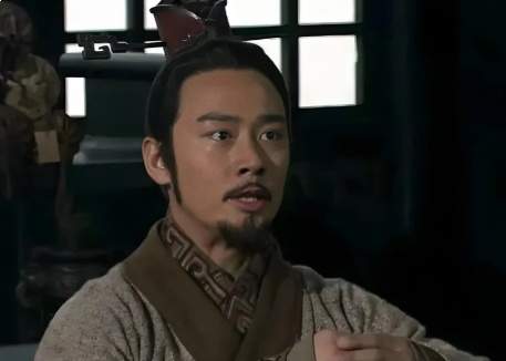 六国相印与冷暖人心：苏秦的合纵传奇与世态浮沉