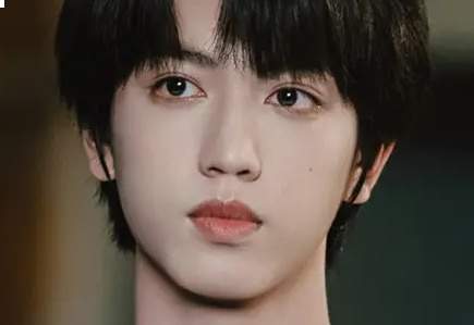 我们的少年时代2顾晨阳爸爸让顾晨阳去屿东的原因是什么？