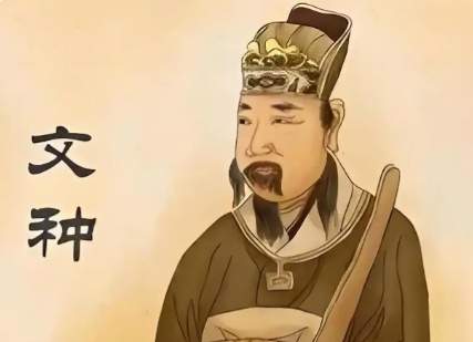 文种策定越邦功盖主，身陷权谋未归途