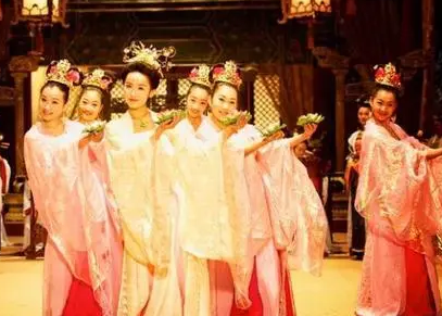 古代选妃到底是什么样的 皇帝又是怎么选妃子的