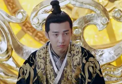 杨坚是如何一步步篡夺北周政权，建立隋朝的？