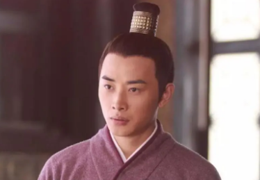 刘盈之后的皇帝是哪几位？他们之间是什么关系？