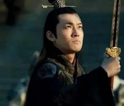 孙权的父亲叫什么名字 又是怎么死的