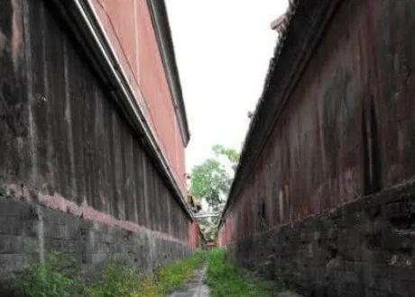 故宫为什么有一些地方被锁住了？原因是什么？