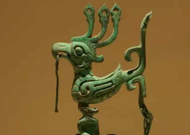 三星堆为什么不像中国人呢？三星堆文化来源于哪里？