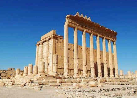  古罗马是如何发展的？有哪三个阶段？