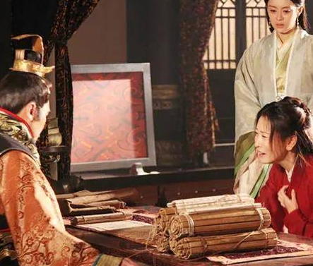 楚昭王妻子是谁？妻子扮演什么样的角色？
