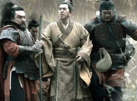 楚王负刍是谁的儿子？生平事迹是怎么记载的？