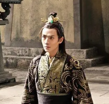  昌平君真的是扶苏的舅舅吗？是什么关系？
