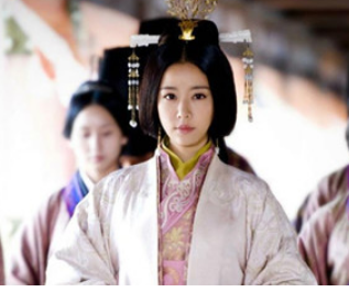  刘秀一共有几个女儿？她们的生母是谁？
