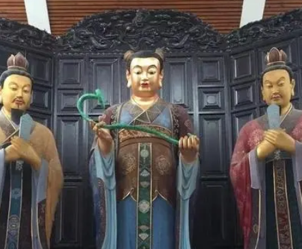  三茅真君是什么人？他的师傅是谁？