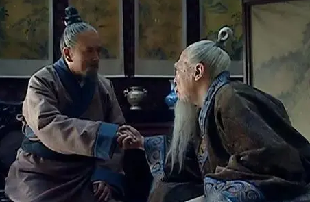 夏言的儿子是谁？家庭背景是什么样的？
