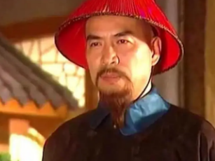 李光地相当于现在什么官？他担任过哪些官职？