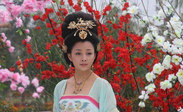 唐玄宗非情有独钟，曾废黜太子，且在一天之内连续杀死自己的三个儿子