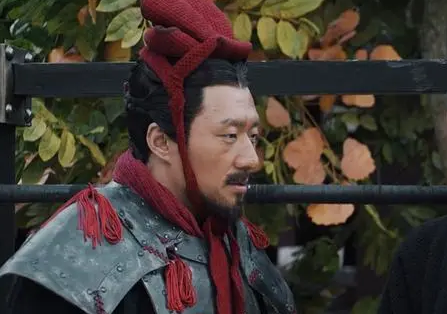 樊於期为什么要自刎？他是自愿的吗？