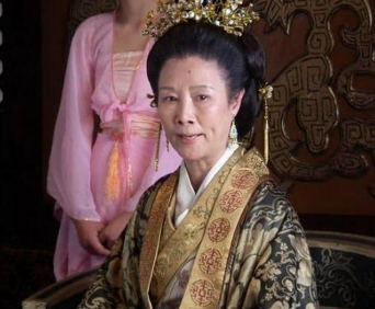 荣国夫人生几个孩子？探索荣国夫人的子嗣情况