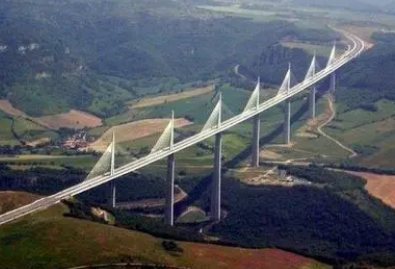 世界上造价最高的十座大桥是什么？具体位置在哪里？