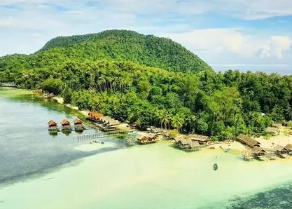 世界上最大的群岛国家是哪一个国家？一共有多少个岛屿？