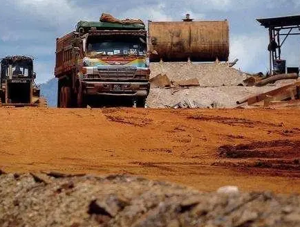 世界上出产铝土最多的国家是谁？产业是什么样的？