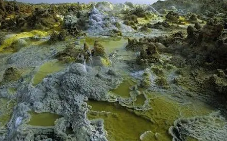 地球上十大神秘的地质现象，分别在什么地方？