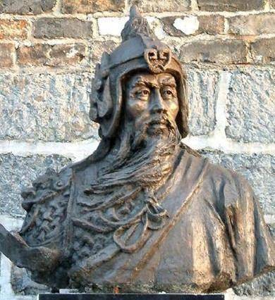 蓝玉私自养兵马，对皇妃施暴都平安无事，为何收义子却被朱元璋处死？