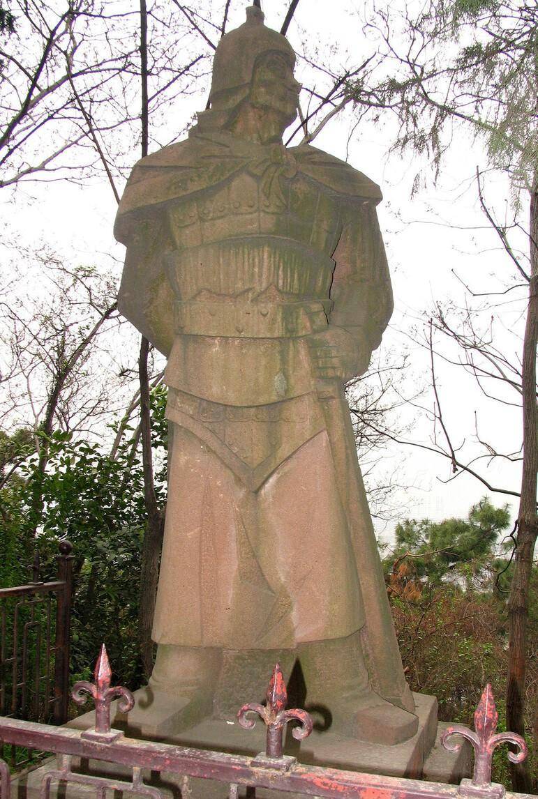 未雨绸缪！诸葛亮建议刘备除掉刘封，这样的做法真的正确吗？