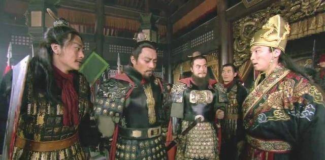 宋江最畏惧的人是他，连吴用也对此人感到害怕。此人看破宋江的伪装后，及时抽身而退，得以善终