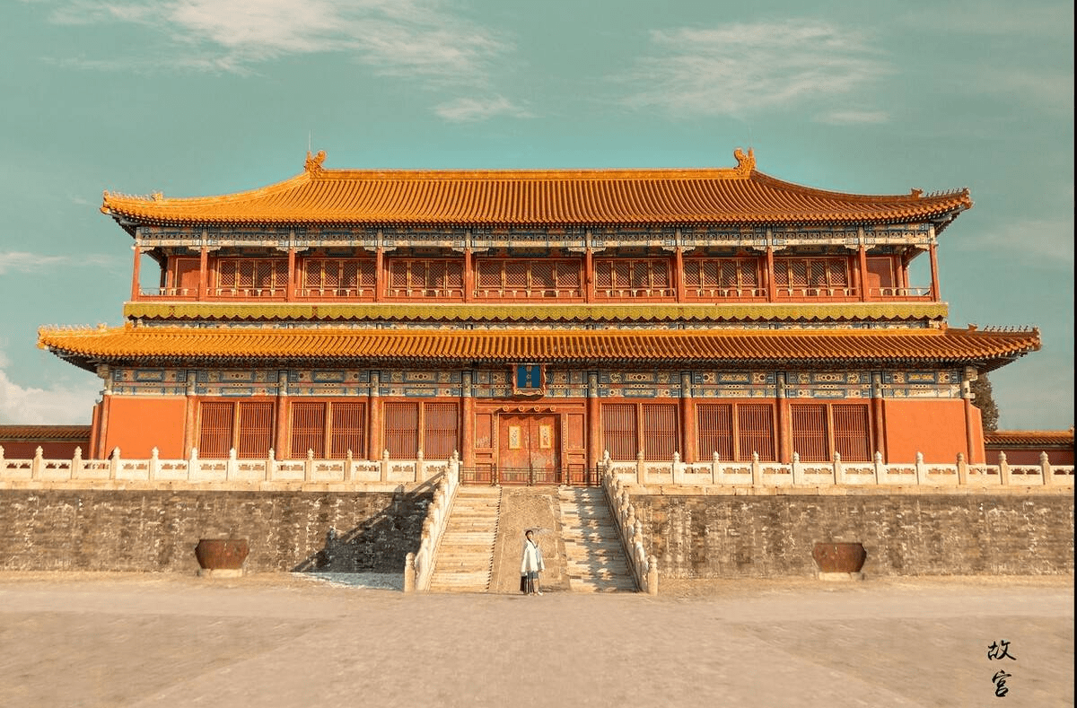 胡濙在1423年回到京城，向朱棣交旨，并转达了建文帝的话