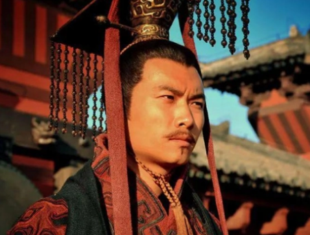 正史上的董卓：残暴还是被误解的英雄?