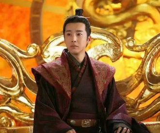 What is the relationship between Yang Song and Yang Jian? How did he become an official in the Northern Zhou Dynasty?