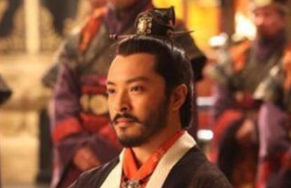 The eccentric rule in Yang Guangs palace: the queen had to 
