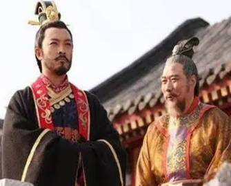 How did Yu Wenhua and his followers succeed in starting a rebellion and killing Emperor Yang of the Sui Dynasty?