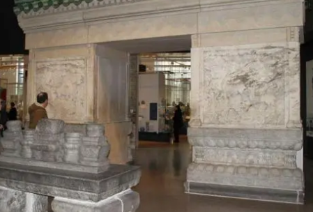 Is Zu Dashous tomb in Canada true or false? Unveiling the historical truth