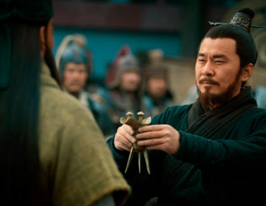 三国中最狂的一句话是什么？关羽和曹操听后是什么表情？