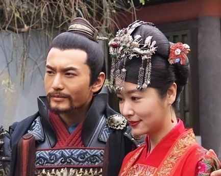 岳飞的妻子李娃是一位怎样的女性？她在英雄背后默默付出