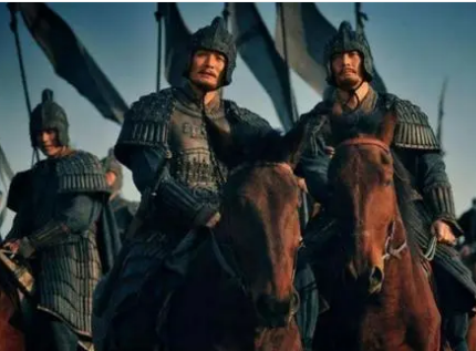 What were the fatal mistakes of Zhuge Liangs northern expedition: improper use of personnel and incorrect weather prediction.