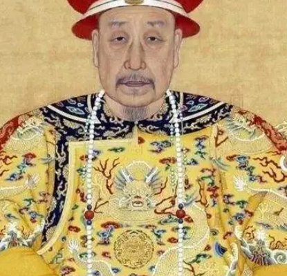 Emperor Qianlong: The Mystery of the Emperor Dowagers Control of State Affairs. How did he maintain power after abdication?