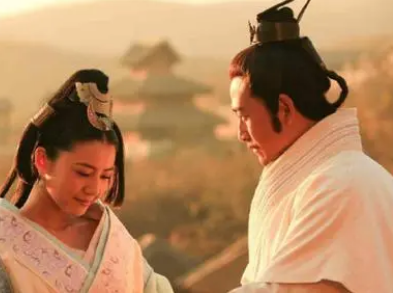 春秋纷争：美女与小叔子的禁忌之恋引发的历史巨变