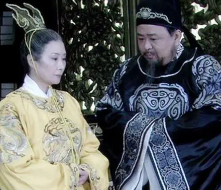武则天对酷吏的策略:先打击异己后平民愤_趣历史网
