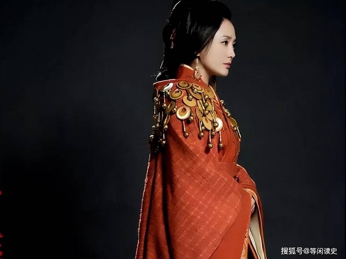 刘邦去世后，戚夫人如何保护自己，以避免被制成人彘？