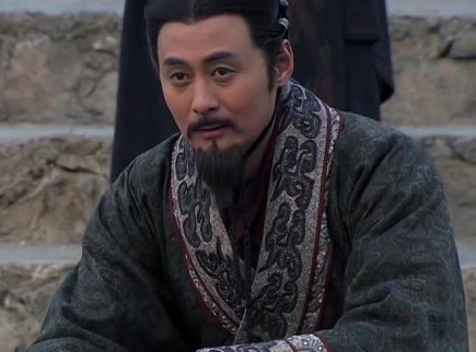 班固与窦宪是什么关系？二者有何联系？