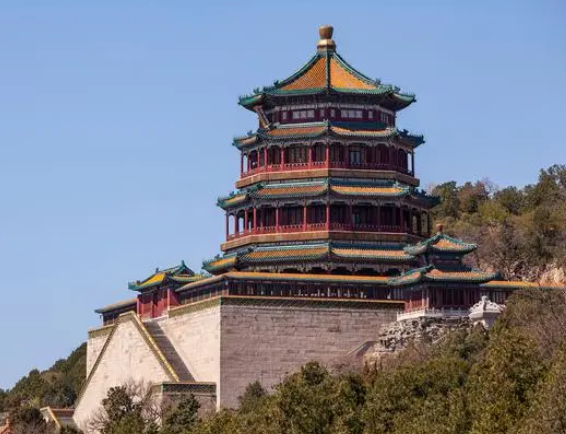 乾隆修建佛香阁是有何奇遇？他为何不修筑九层宝塔？