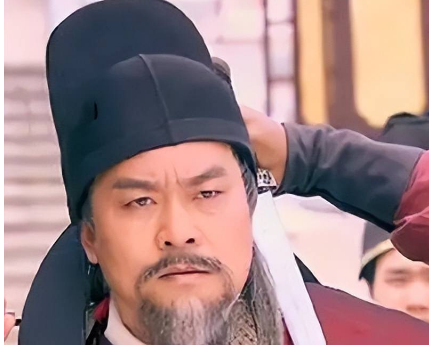 唐中宗与裴炎：权力的较量与矛盾
