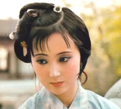 红楼梦中的史湘云最后怎么样了：悲剧的结局?
