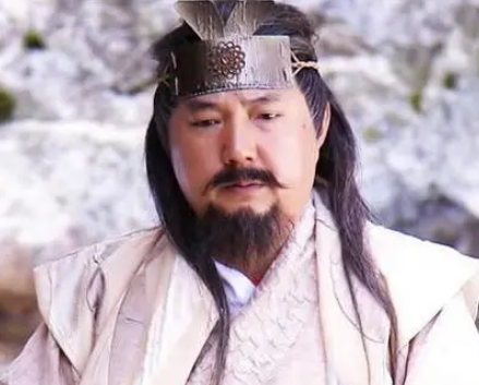 余元在封神中的实力如何？为何却挡不住姜子牙的一击？