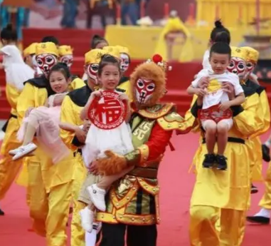 孙悟空墓里有什么东西？真有金箍棒么?